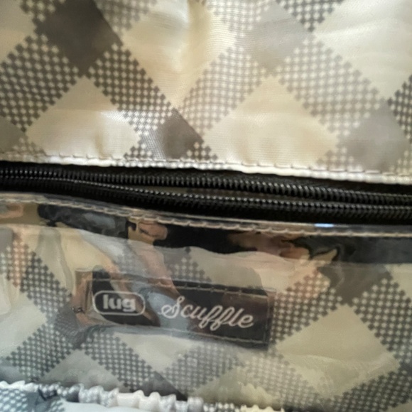 Lug Scuffle Pleated Crossbody Bag Black Adjustable Strap - Picture 3 of 9